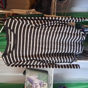 OLD NAVY SIZE LARGE STRIPED LONG SLEEVE TOP
